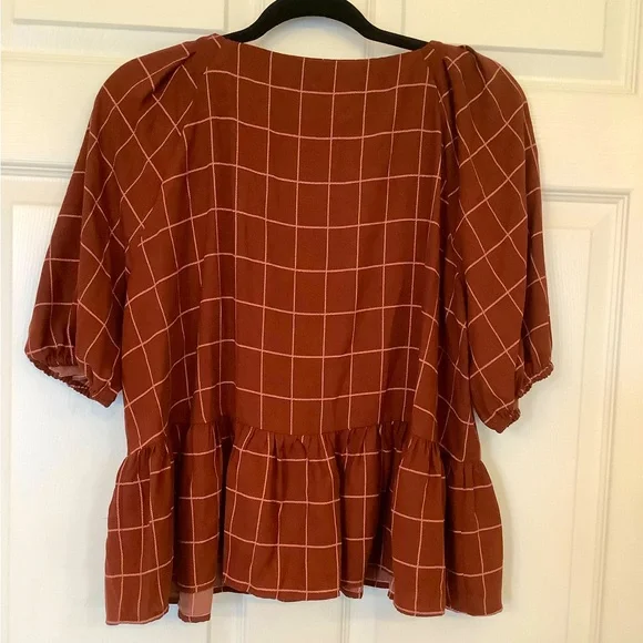 NWT Lauren Conrad Ruffle Plaid Dark Red Plaid Cropped Blouse, Sz L - Picture 2 of 4